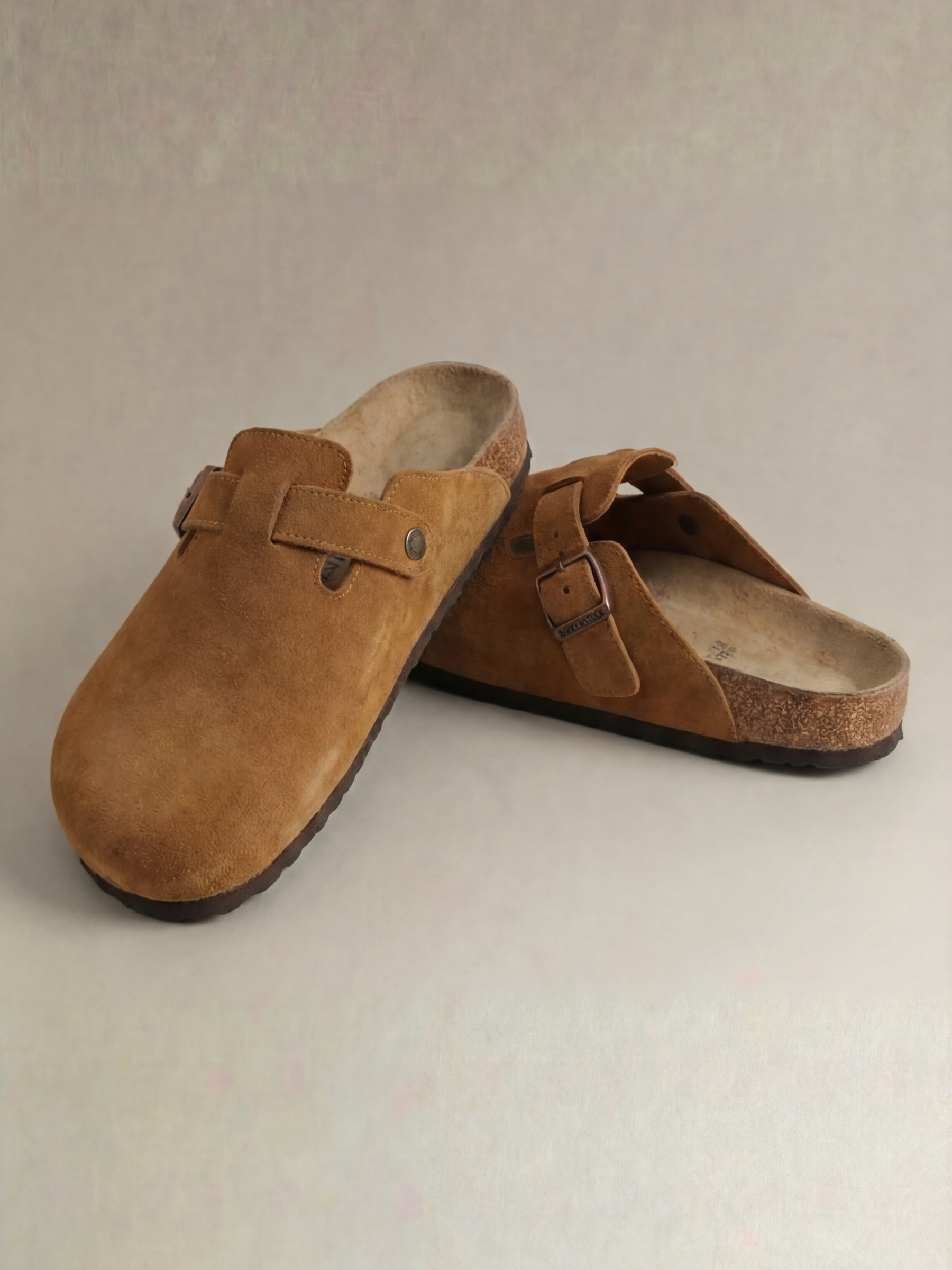 NOIR KHAKI CORK CLOGS